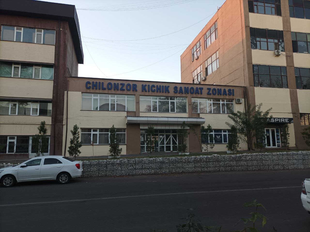 Чилонзор биноси