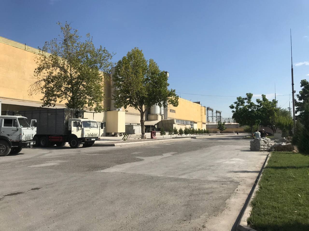 Бектемир биноси