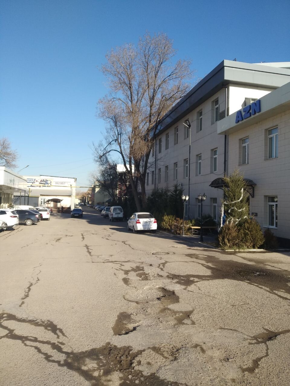 Юнусобод биноси